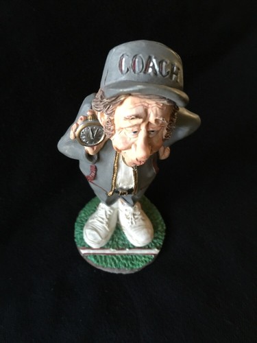Figura de resina Russ Berrie The Finish Line de Doug Harris Old Coach Stop Watch  - Imagen 5 de 9