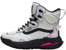 Vans Crestline Exo HI Gore-Tex MTE Pride Hiking Boots Womens Sz 9 Retail 235 