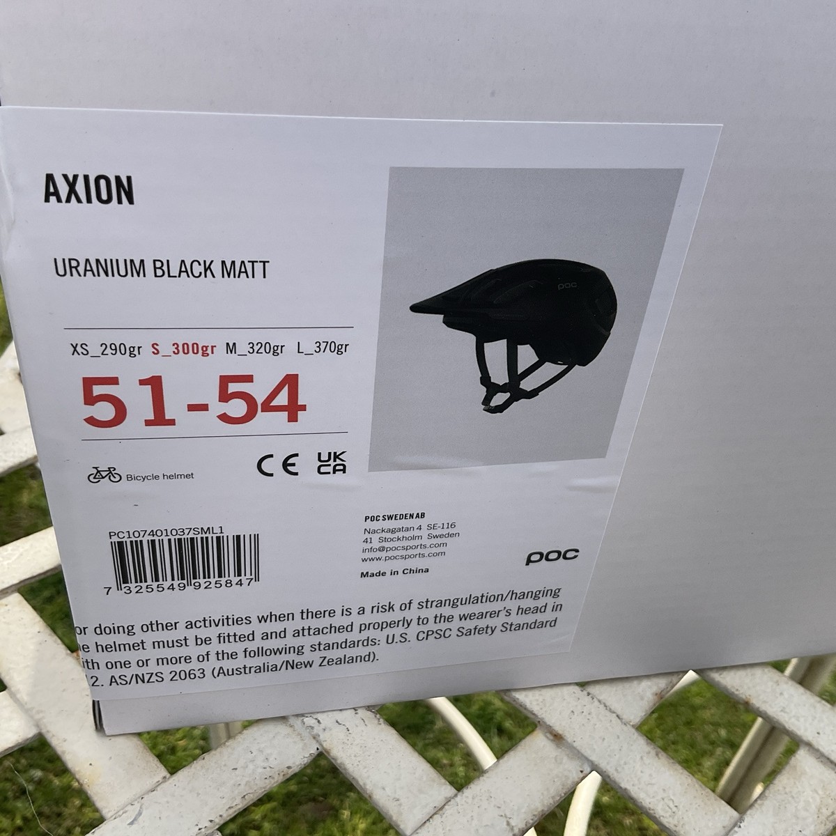 australian made bike helmet ECE Approval FULL FACE Modular Flip Up Road Motorcycle  TDRMOTO Rounded shape with an attached visor and a flat back POC Axion Bicycle Helmet Uranium