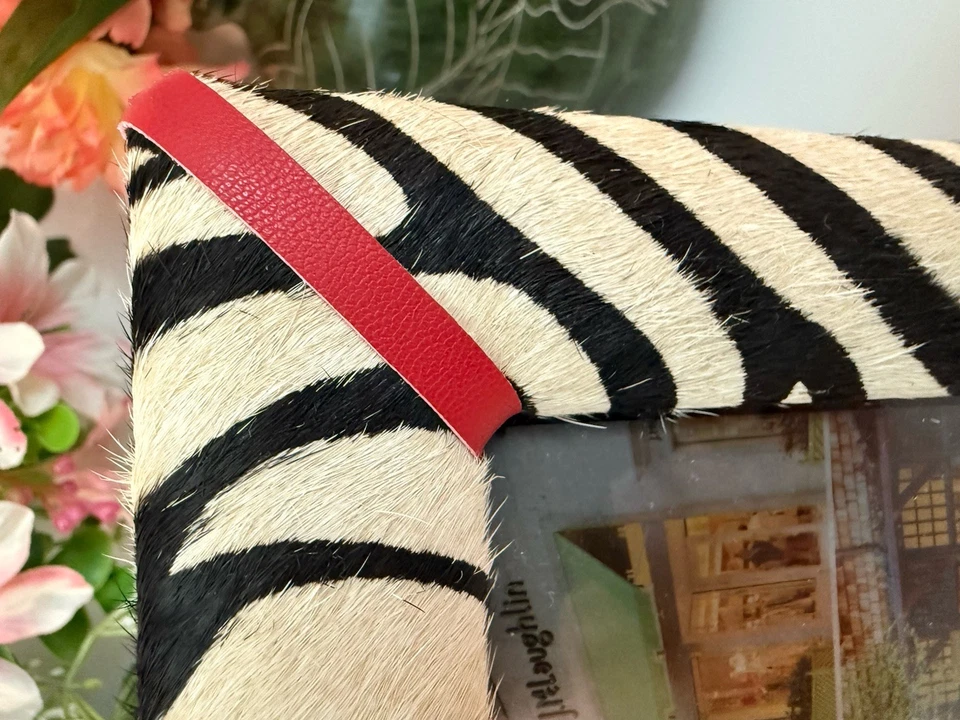 Marco de fotos con estampado de cebra J McLaughlin 5x7 pelo de pony cuero blanco y negro nuevo sin etiquetas Foto 3 de 4