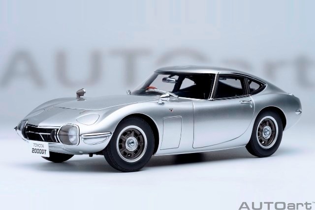 AUTOart Toyota 2000gt 1967 1:18 79548