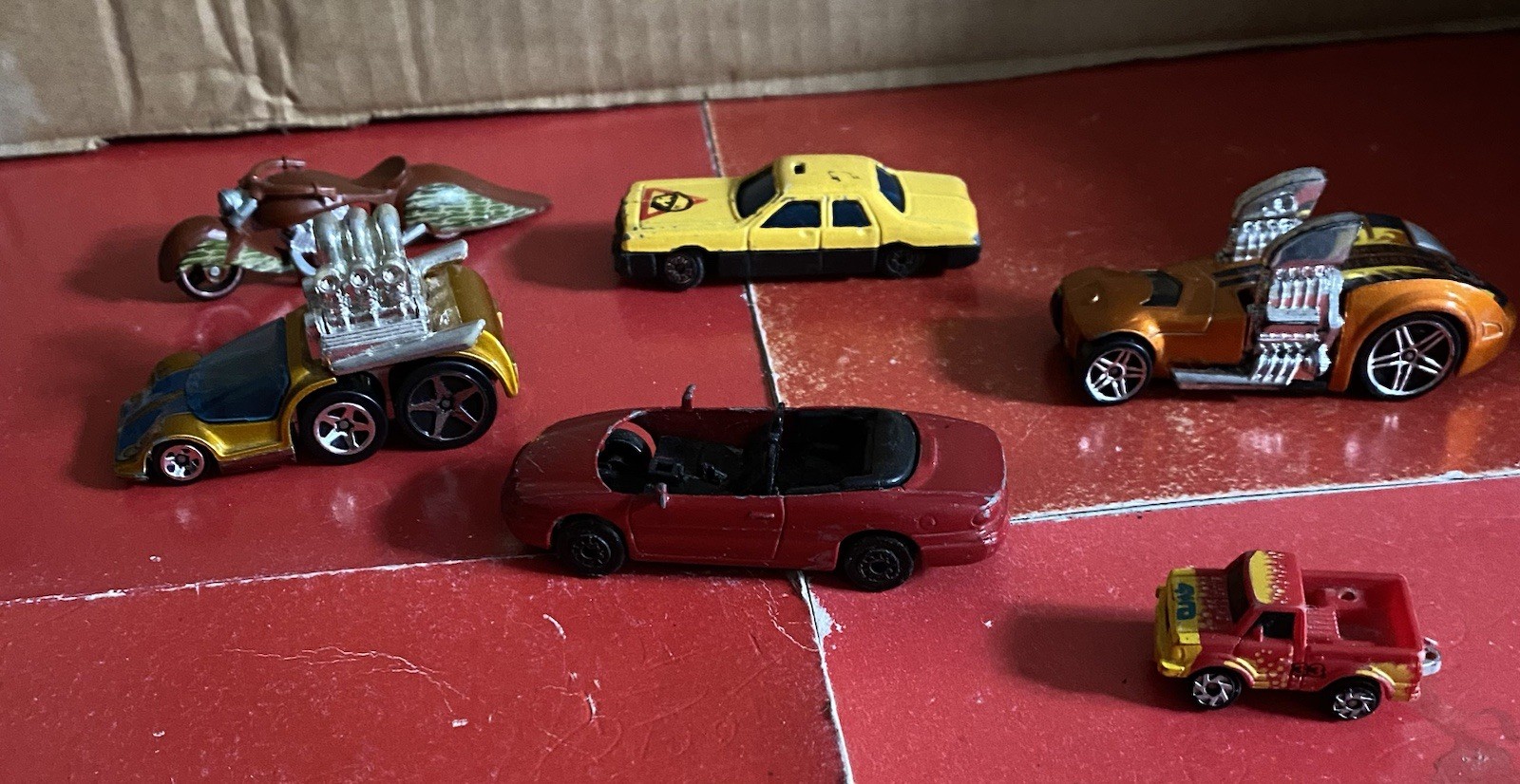 Die Cast 1:64 Lotto 6 Pezzi Maisto e Hot Weels Usate Rif. Mod. 7/46