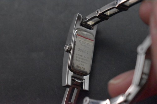 Gucci 3900L Watch White Dial Ladies Quartz Rectangle Vintage Swiss [N MINT] W112 - Picture 8 of 10