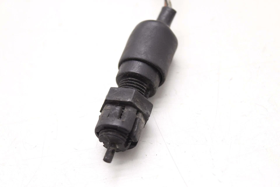 06 SENSOR FRENO TRASERO YAMAHA YZF R1 OEM R5.BX28 Foto 3 de 4