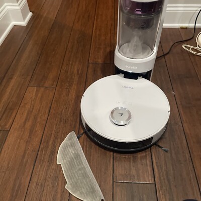 EUREKA NER E10s Robot Vacuum & Mop Combo Bagless w/ Self-Emptying Station WHITE