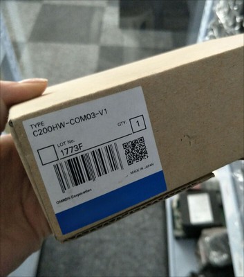 new omron IN BOX C200HW-COM03-V1 C200HWCOM03V1 PLC Module 1 year warranty