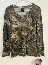 Womens LARGE Ladies Scent Blocker V neck realtree Max1 camo hunting shirt w tag