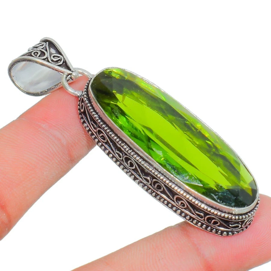Green Peridot Gemstone Handmade 925 Sterling Silver Oval Cut Jewelry Pendant - Image 4 of 4