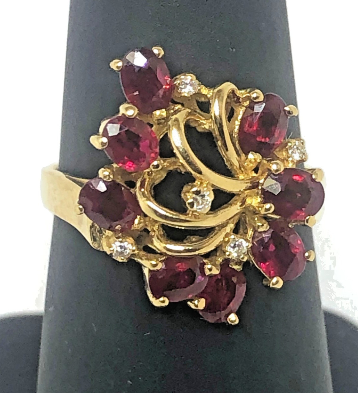 Stunning Solid 18k Gold Ruby Cluster and Diamond … - image 1