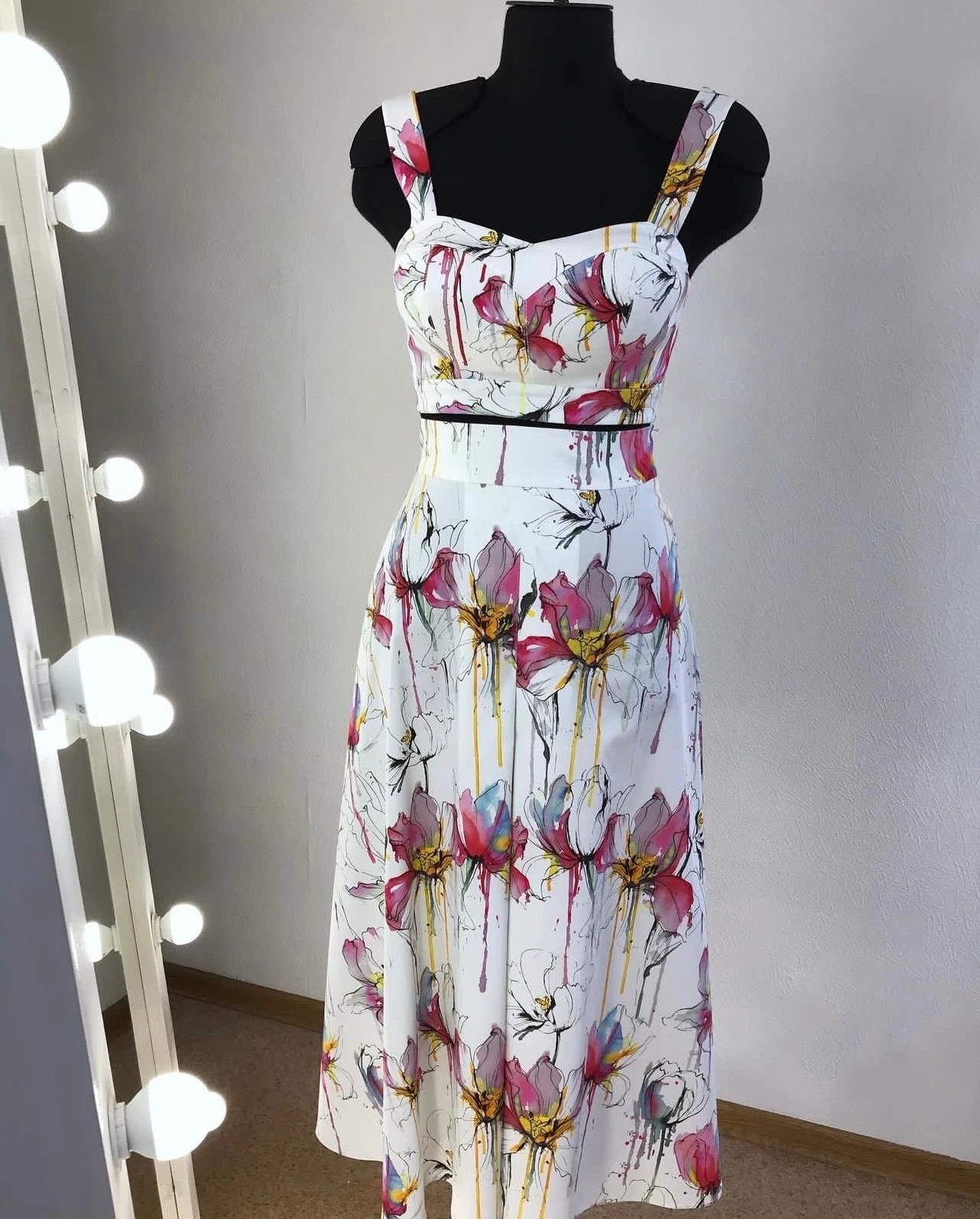 Custom-Made Italian Cotton Set – Crop Top & A-Line Midi Skirt – New – S/M