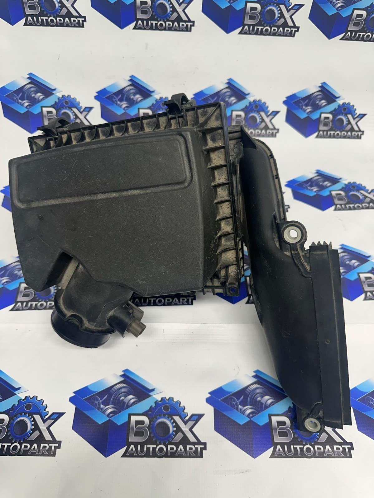 2013-2016 Ford Fusion 2.5L Air Cleaner Box Assembly OEM DS7Z9A600B DS7Z9661A