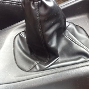 VOLVO S70 V70 1996-2007 BLACK LEATHER GEAR STICK KNOB COVER GAITER NEW VOLVO S70 V70 1996-2007 BLACK LEATHER GEAR STICK KNOB COVER GAITER NEW