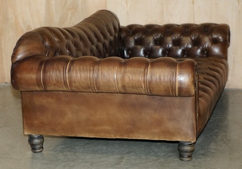 EXTRA LARGE AND DEEP VINTAGE HAND DYED BROWN LEATHER CHESTERFIELD TUFTED SOFA - Picture 12 of 16