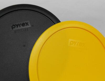   PYREX 7 Cup PLASTIC COVER 7402-PC Yellow OR Black *Fits 7203 Round Base Dish