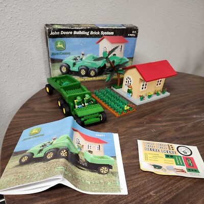 #ad #ad ERTL JOHN DEERE GATOR W TRAILER AND SHED Building Brick SET 98% Complete $58.65