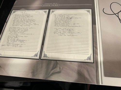 Taylor Swift Tortured Poets Department Vinyl "The Manuscript" Hand SIGNED Photo - Foto 7 di 7