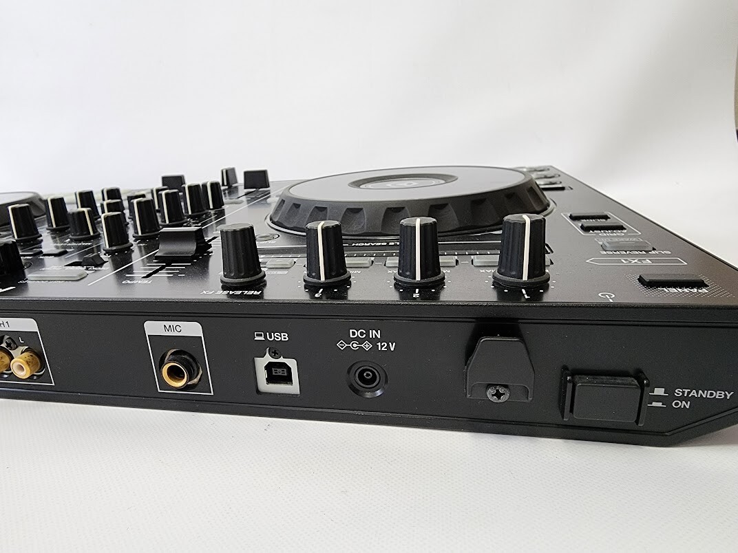 s-l1200.jpg s-l1200.jpg