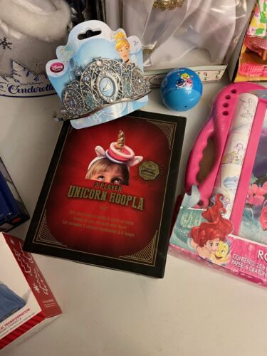Lot of 17 Mixed Lot Disney - Cinderella - Pocahontas Outfit - Little Debbie - Picture 7 of 10