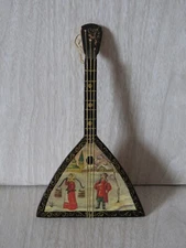 VTG Wood Folk Russian Balalaikas 3 String Snowy Scene Hand Painted? Ornament 7"