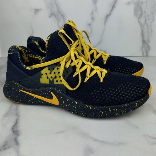 Nike Free TR 8 Michigan Wolverines Sneakers Trainers Sz 11 Excellent