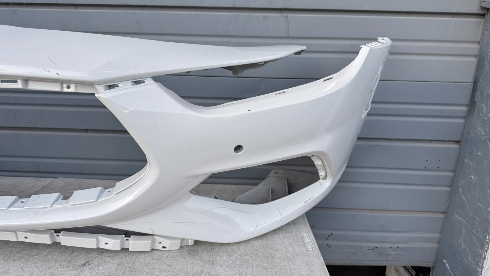 2018-2024 MASERATI GHIBLI Front Bumper Cover OEM ORIGINAL 670097883 Modena Sport