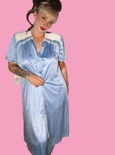 Vintage Vanity Fair Satin blue 3 piece set medium NWT deadstock robe top pants