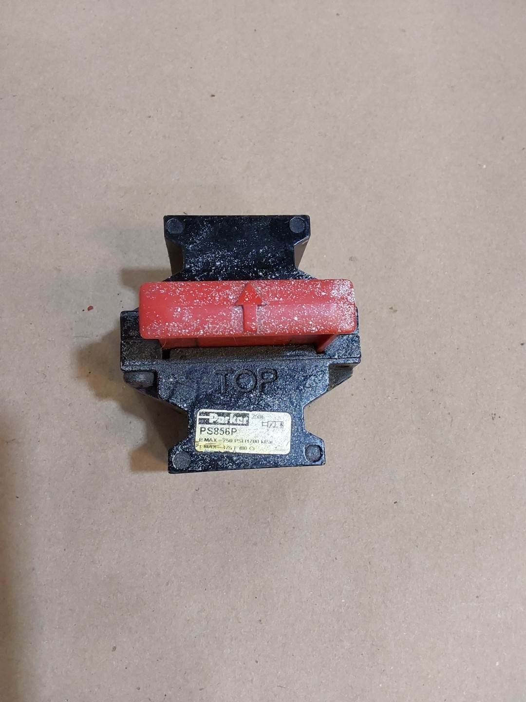 PARKER PS856P LOCKOUT VALVE
