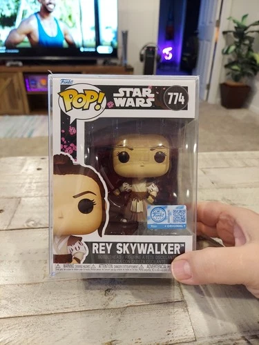 Funko Pop! Rey Skywalker (Impressions) Star Wars! #774