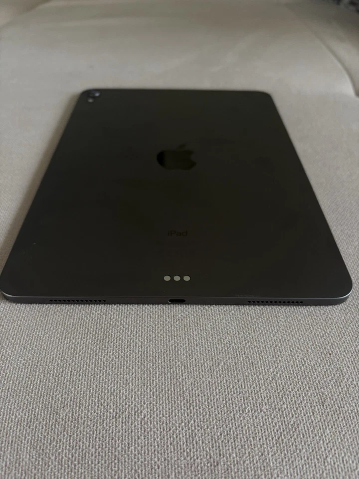Apple iPad Pro 11-inch (1st generation) · 64GB · Wi-Fi, Foto 4 von 5