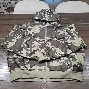 完売品Sweats Collective ジップアップフーディー カモSサイズ 完売品Sweats Collective ジップアップフーディー カモ 【公式通販】