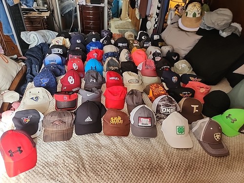 Hat Lot Cap Wholesale Resale Reseller Flea Market Vintage Modern 148 Hats - Picture 24 of 24