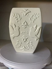 FTD White Dove Love Birds VASE Hearts Leaves Square 8 1/4" tall Raised Detail