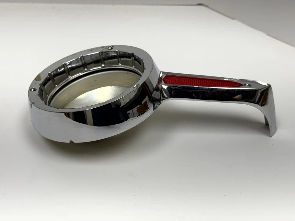 1962 Dodge Lancer универсал задний правая сторона задний фонарь хром 2189454 новый из старых запасов. - Изображение 4 из 4