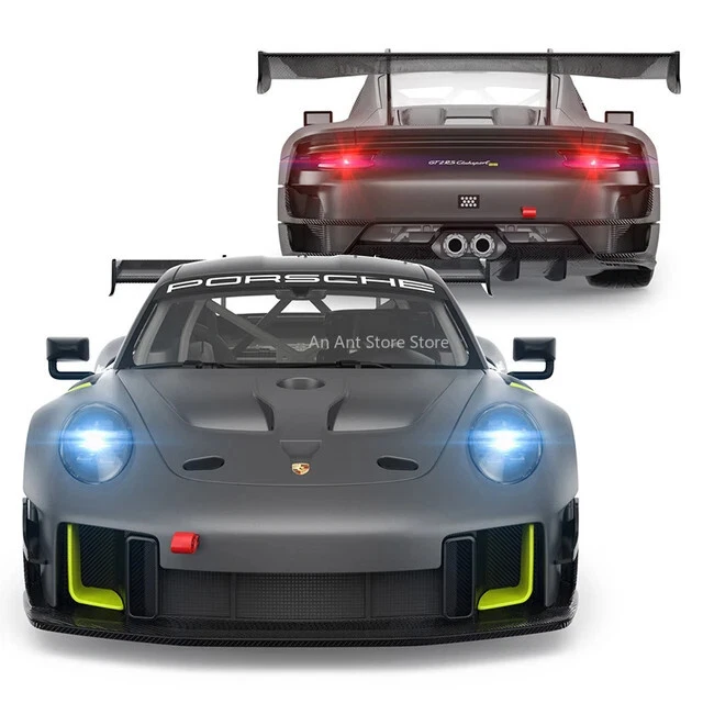 RASTAR RC Car | 1/14 2.4Ghz Porsche 911 GT2 RS Clubsport Radio Remote Control - Image 2 of 4