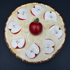 VTG Over And Back 10” Ceramic Pie Dish Keeper Plate Apple Themed Lid Portugal