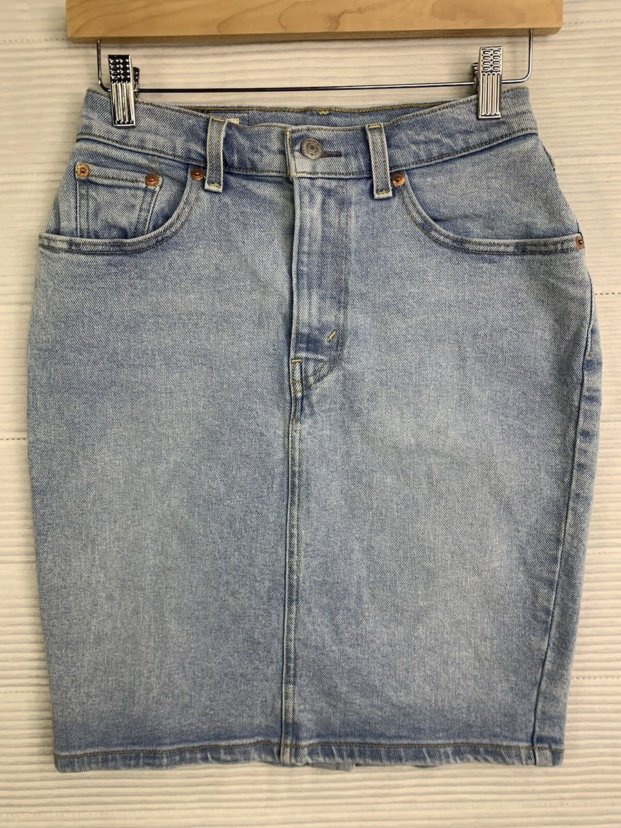 Levi's Premium Light Denim Pencil Skirt Size 26