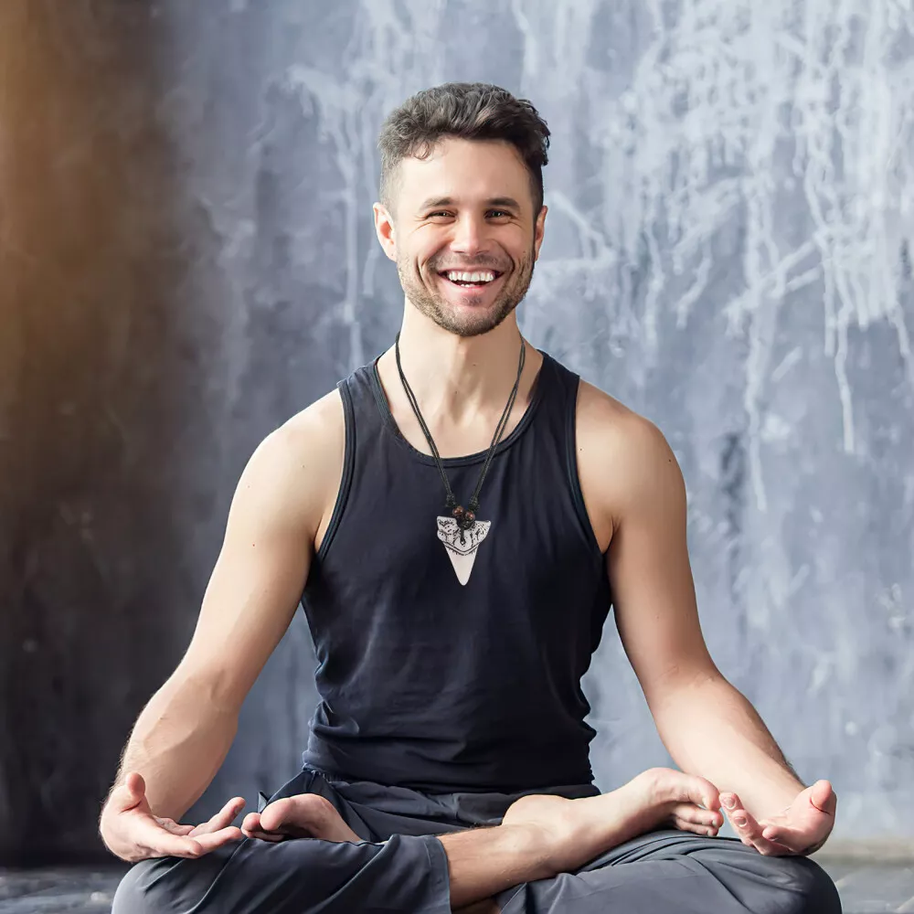Mens tooth deals necklace