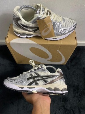 Asics Gel Kayano Cream Black Metallic Plum Gr. 47