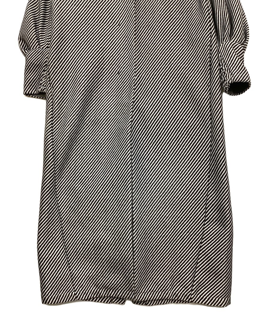 Ameri Cape Puff Sleeve Coat 1220740730 Black Whit… - image 4