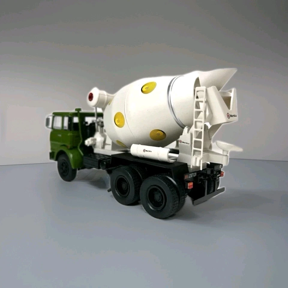 CAMION D'EPOCA - Fiat 697 NP (1969) Betoniera - n.84 - VINTAGE TRUCKS 1/43 - Image 3 of 4