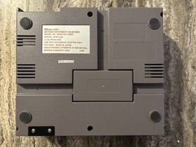 Nintendo Entertainment System NES Duck Hunt/Mario Action Set in scatola con giochi