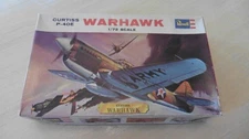 Revell 1/72 Curtiss P-40E Warhawk New complete #H-623