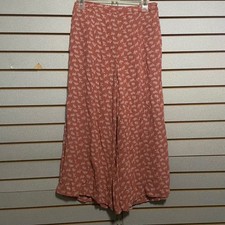 American Eagle Outfitters Women's Floral Wide Leg Crop Pants Size Medium