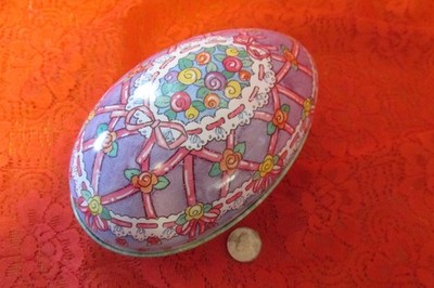 1980s CHICKS IN AN EGG 5'' Metal Easter Egg Tin w/ Decorative Inside empty
