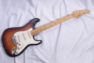 G&L 1991 S-500 Leo Fender Signature Sunburst Used 1991 Maple Neck