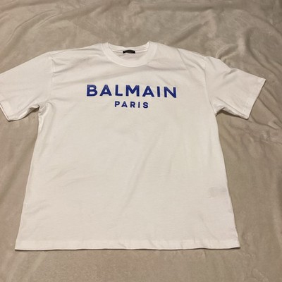 Balmain Paris T-shirt With The blue logo printed on the chest