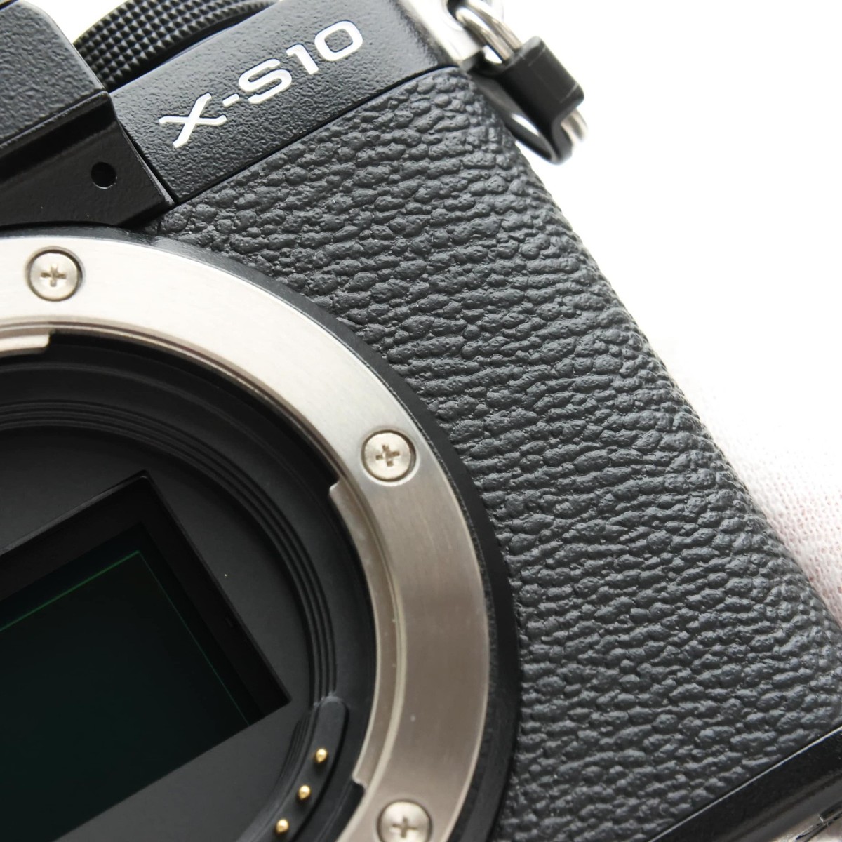 FUJIFILM X-S10 15-45ｍｍ Fujifilm X-S10 Camera and Fujifilm XC 15-45mm F3.5-5.6 OIS