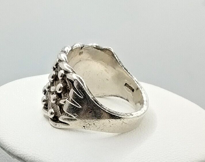 Vintage Solid Sterling Silver Keeper Ring - Size … - image 3