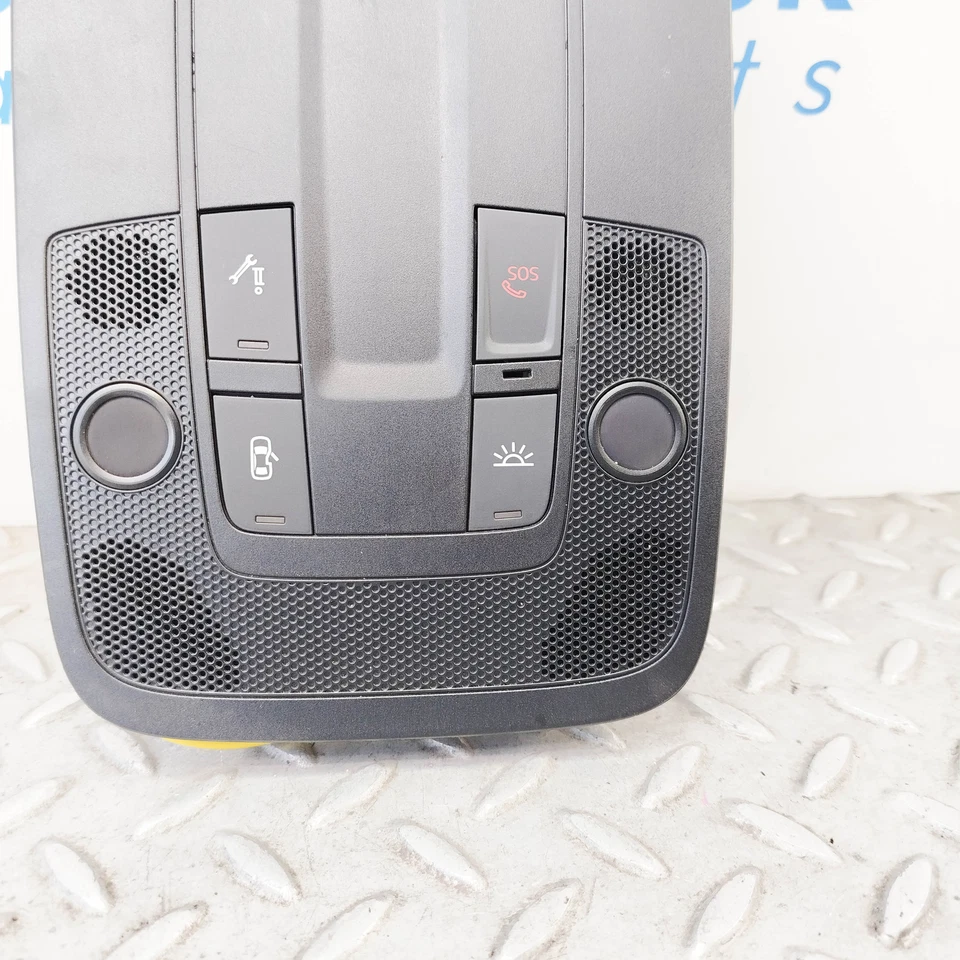 AUDI A1 SPORTBACK 2024 TECHO DELANTERO LECTURA LUZ CORTESÍA 81A947135CH Foto 3 de 4