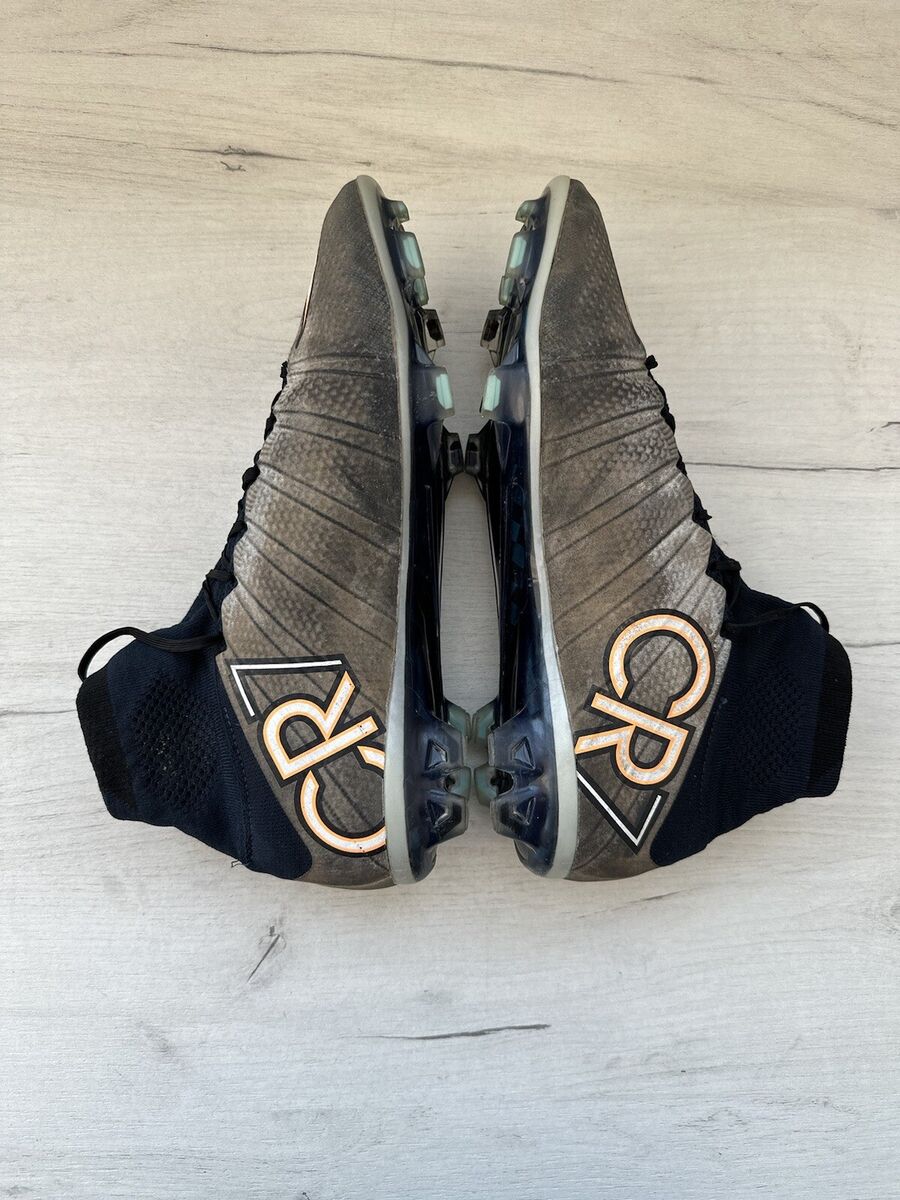 Nike Mens Rare Mercurial Superfly CR7 FG 677927 003 Silver Nike Mens Rare Mercurial Superfly CR7 FG 677927 003 Silver